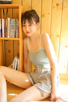 美丽的姑娘播放视频